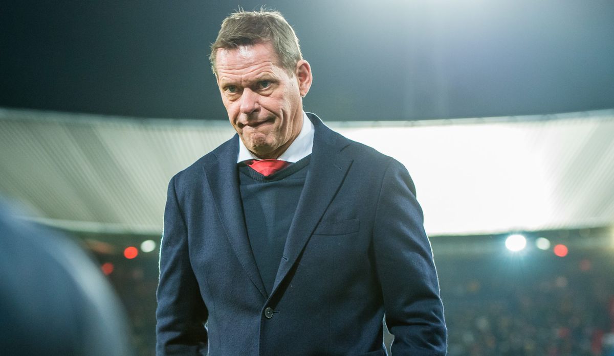 PSV hoeft Arnesen niet te bellen voor Berghuis: 'Dan neem ik mijn telefoon niet op'