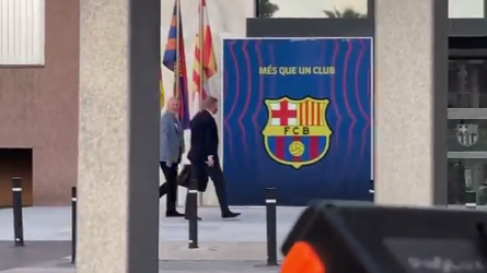 🎥 | Ronald Koeman arriveert bij Camp Nou voor gesprek met Barça-voorzitter Laporta