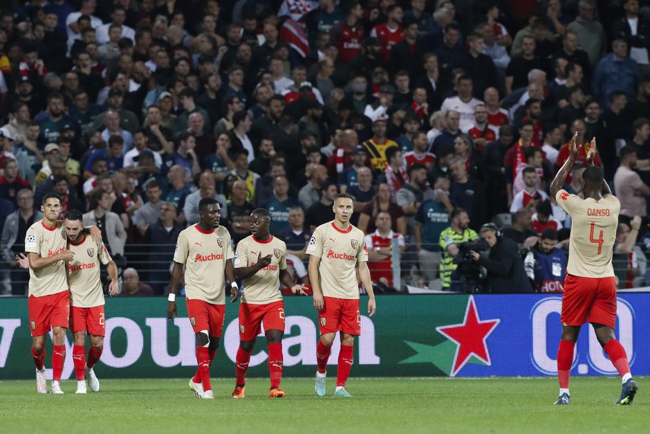 Dit is nu de bizarre stand in Groep B van PSV na verrassende zege Lens op Arsenal