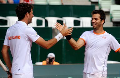 Davis Cup: Haase en Rojer zetten Nederland met dubbelzege weer op voorsprong (video)