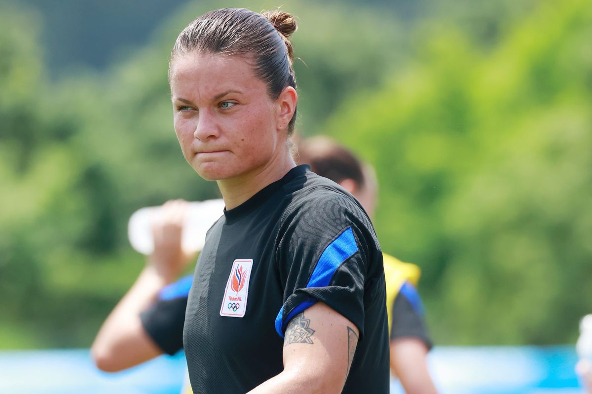 Droom spat uiteen! Sherida Spits loopt knieblessure op en mist Olympische Spelen