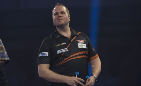 Van Duijvenbode voor het eerst 2e Nederlander op PDC-ranglijst