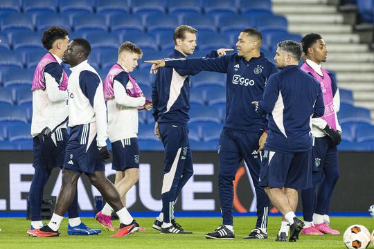 Kijk hier LIVE naar Ajax op bezoek bij Brighton and Hove Albion