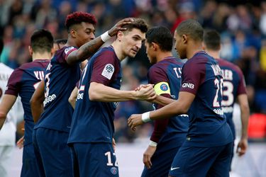 PSG spoelt CL-kater weg met winst tegen Metz