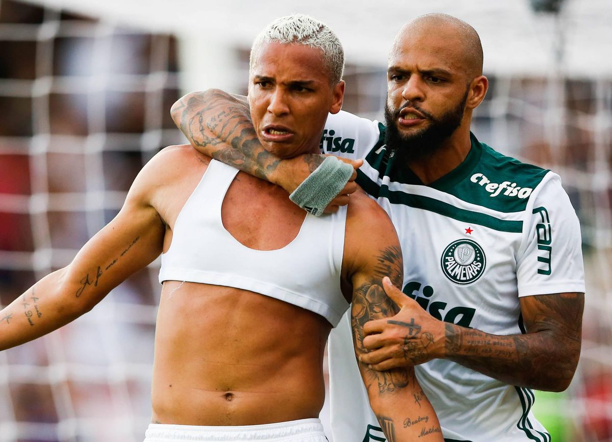 Palmeiras 1 speelronde voor het einde niet meer in te halen en is kampioen van Brazilië (foto's)