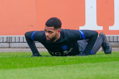 'St. Juste kan naar 2 grote clubs in de Bundesliga'