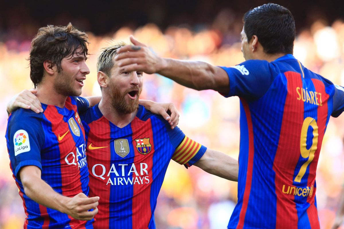 Suarez en Messi ranselen Betis ongenadig af (video's)