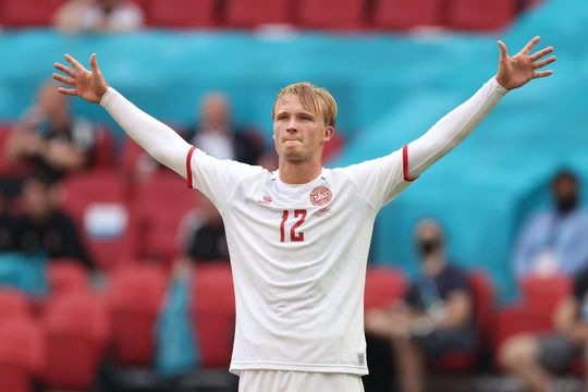 Kasper Dolberg leeft op in Ajax-stadion: 'Hier startte alles voor mij'