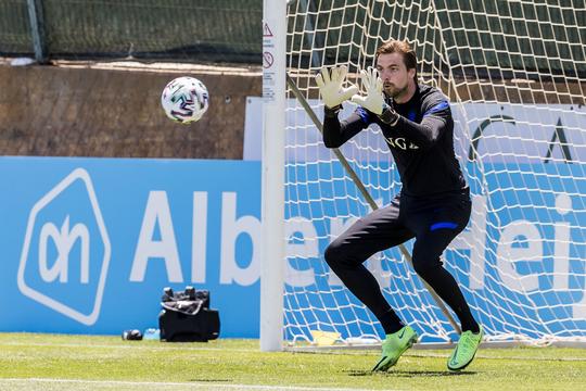 🎥 | Tim Krul is nu al scherp op penalty's: keeper stopt er 3 van Promes, Berghuis en Koopmeiners