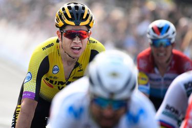 Van Aert zat stuk in finale Ronde van Vlaanderen: 'Meer zat er niet in'