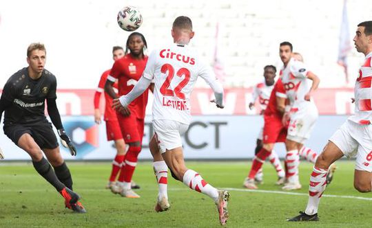 Check hier de samenvatting van de topper in België: Royal Antwerp vs Standard Luik