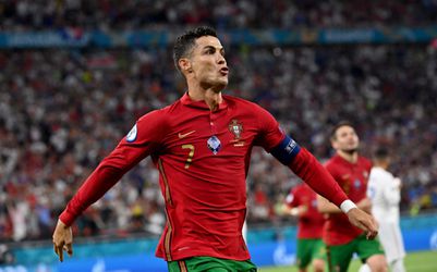 Held der helden! Cristiano Ronaldo is nu topscorer aller tijden op EK's en WK's samen