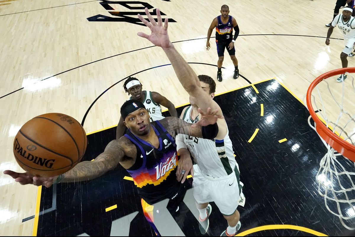 Torrey Craig verliest NBA-finale met Phoenix Suns, maar krijgt toch een kampioensring