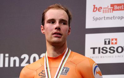 🎥 | "Alles-of-nietsje" van Jan-Willem van Schip op omnium eindigt met zilver