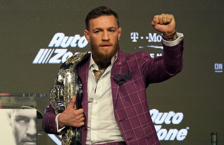 Khabib heeft geen zin rematch met McGregor: 'Klein grut'