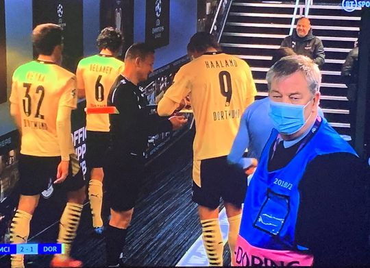 Verhaal van de bizarre arbitrage gaat verder: stiekem handtekening vragen