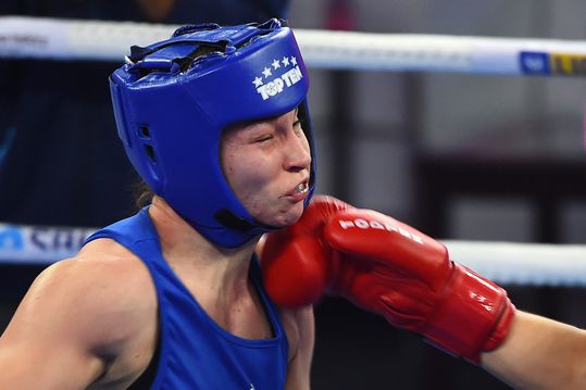 Fontijn bokst zich naar halve finale op EK in Minsk