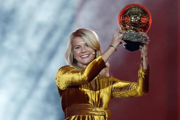 ‘Historisch’ sponsorcontract voor Hegerberg: 1 miljoen euro in 10 jaar