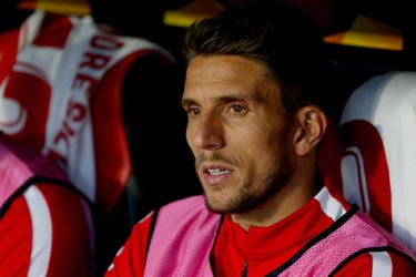 Sevilla ziet Daniel Carriço vertrekken naar Chinese club waar coronavirus uitbrak
