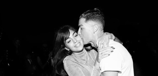 Cristiano Ronaldo eerste mens met 200 miljoen volgers op instagram