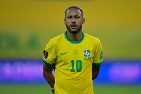 Neymar niet blij met opmerkingen over gewicht: 'Dit is niet normaal'