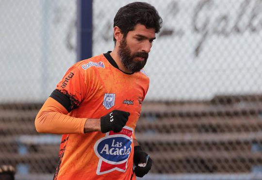 Legende! Clubhopper Sebastián 'El Loco' Abreu stopt na 31 clubs als prof