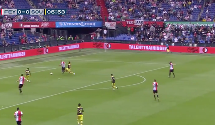 Geknoei! Feyenoord-verdediger Van Beek gaat gruwelijk in de fout tegen Southampton (video)