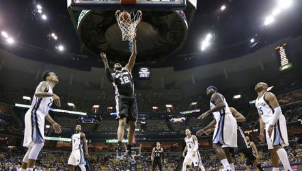 Spurs naar tweede ronde play-offs