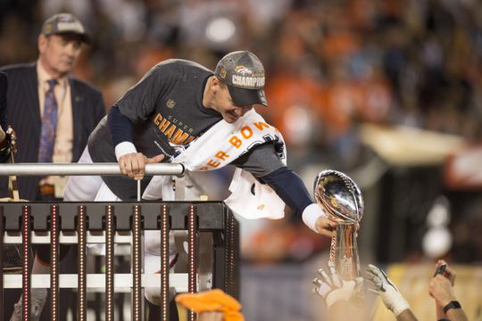 Broncos kunnen NFL-titel niet verdedigen