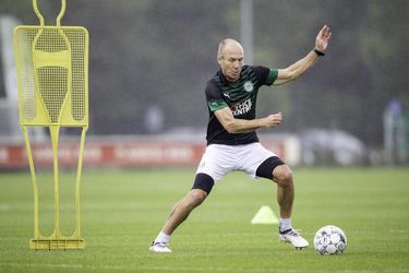 Eerste groepstraining Robben bij FC Groningen live op tv en internet