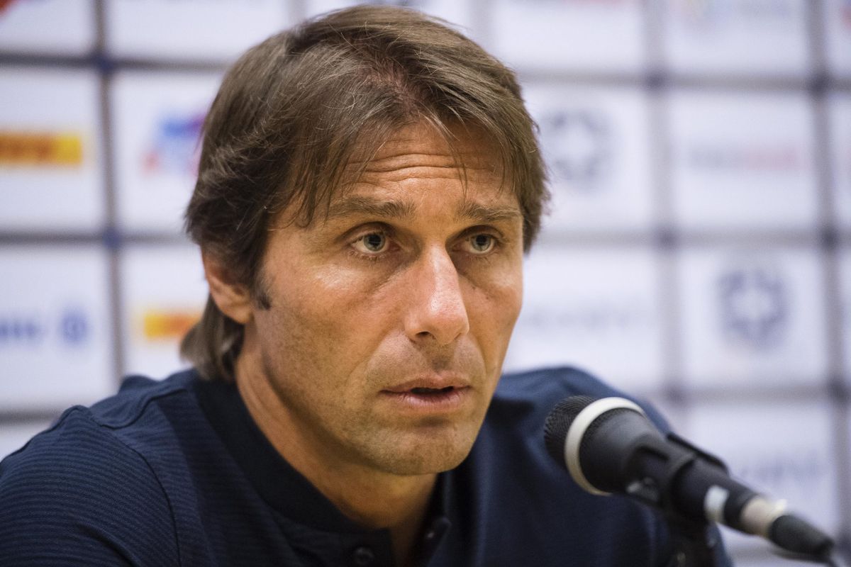 Conte snapt niks van Spurs: 'Als je mee wil doen, moet je dure spelers kopen'