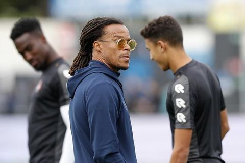 Davids vindt nieuwe baan als trainer in de kelder van het Portugese voetbal