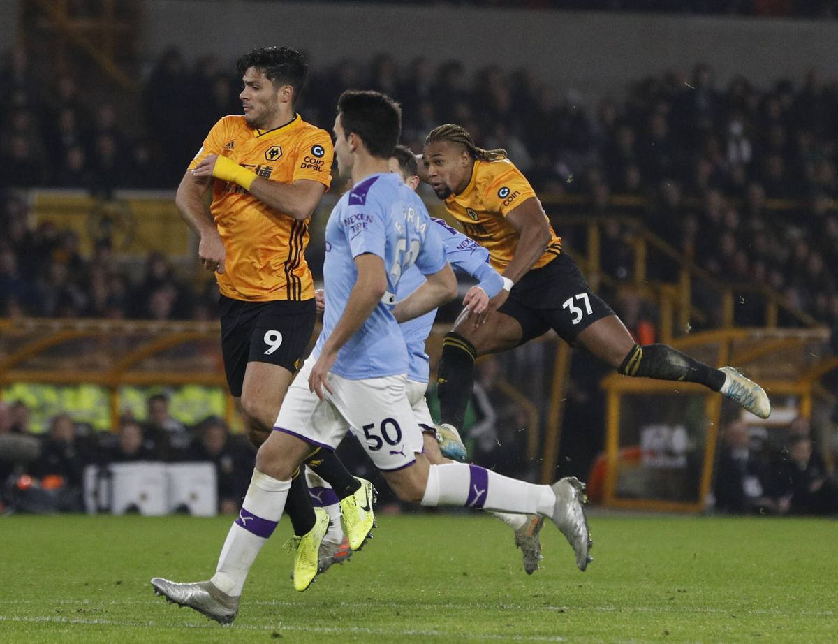 🎥 | Wolves verslaat tiental Manchester City in ongekend spektakelstuk