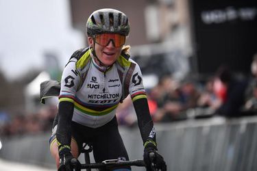 Bizar: Van Vleuten en Van Schip maken ‘trainingsritje’ van ruim 11 uur