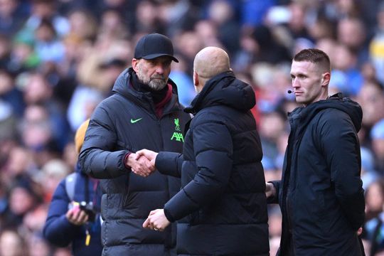 Premier League-kraker tussen Manchester City en Liverpool eindigt in gelijkspel (1-1)