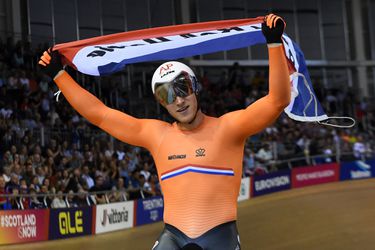 Baanwielrenner Jeffrey Hoogland op machtige wijze Europees sprintkampioen