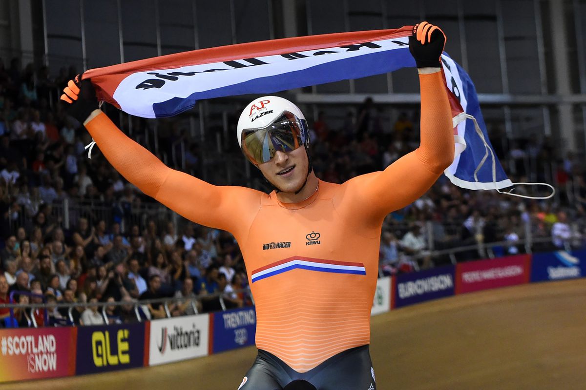 Baanwielrenner Jeffrey Hoogland op machtige wijze Europees sprintkampioen