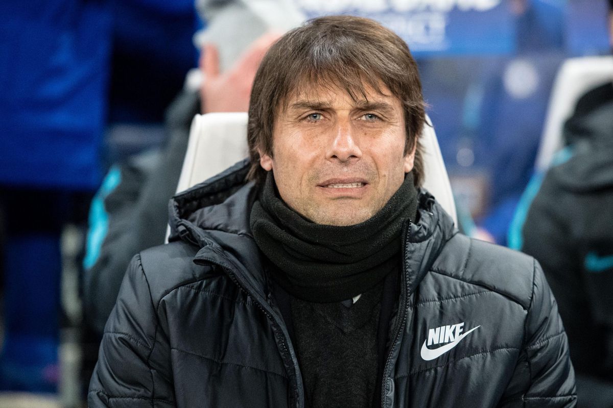 Conte hoeft niet de bietenbrug op na ontslag Chelsea: Italië wil hem als bondscoach