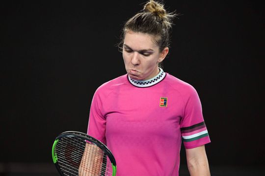 Halep met pijn en moeite naar 2e ronde Australian Open