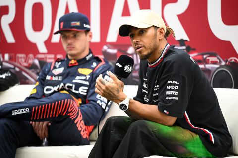 Lewis Hamilton over dominantie Max Verstappen: 'F1 wordt minder populair'
