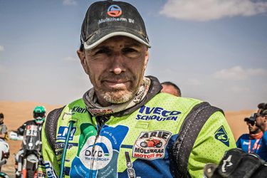 Dakar-rijder Edwin Straver in levensgevaar: ‘Hij is er slecht aan toe’