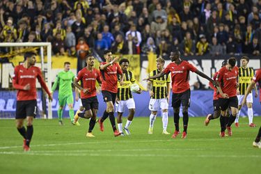 Vitesse geeft voorsprong in 2e helft weg en verliest van Stade Rennais