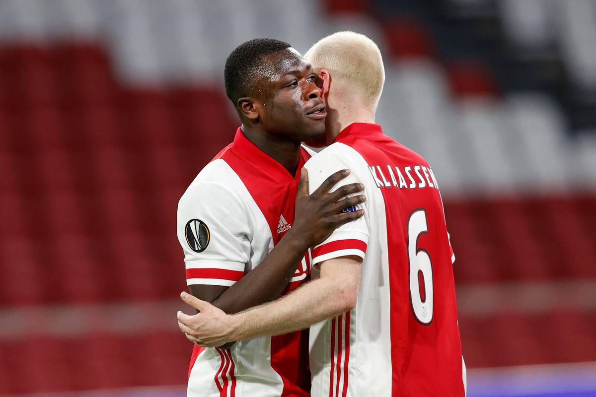 Brobbey scoort weer voor Ajax, ondanks vertrekwens: 'Hij weet dat wij heel graag willen dat hij blijft'