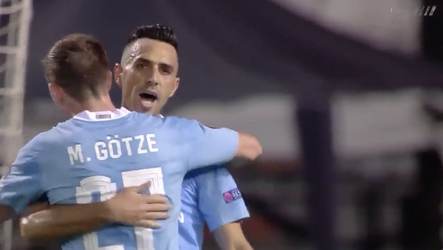 🎥 | Check hier hoe Eran Zahavi PSV al vroeg op voorsprong schiet bij PAOK