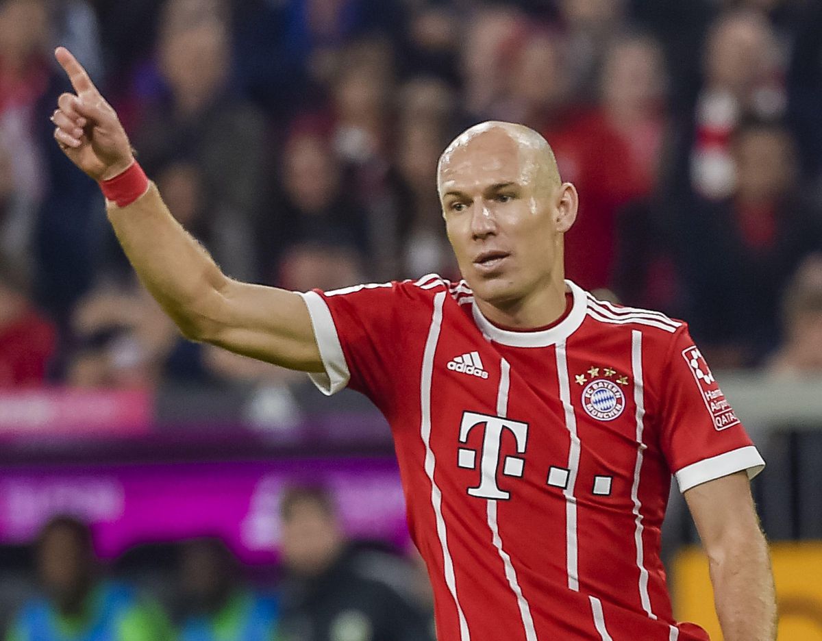 Robben niet bang voor PSG: 'Geld maakt geen doelpunten'