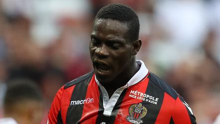 Balotelli FAALT met dizzy-penalty (video)