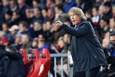 'Degradatiekandidaat' FC Twente: 'Kans dat er in de winter spelers bij komen is niet zo groot'