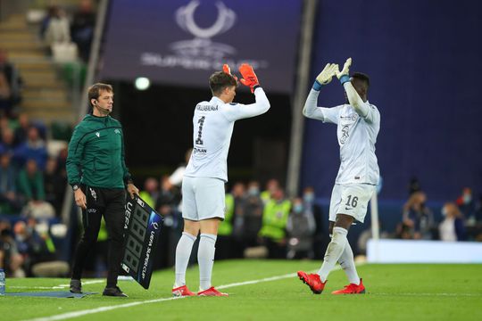 🎥 | Chelsea-coach Tuchel wisselt keeper vlak voor penaltyserie in Europese Supercup