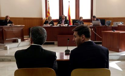 Messi ontkent in rechtbank: 'Ik weet niets van belastingontwijking'