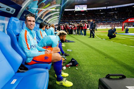 Van Persie speelt 1e interland in bijna 2 jaar tijd